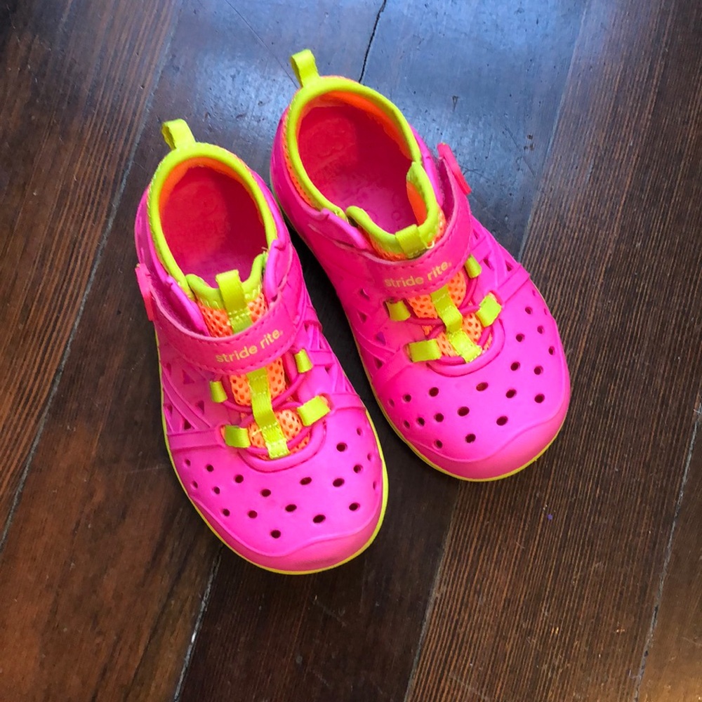 Stride Rite Made2Play Sneaker Water Shoes